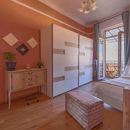 Pinnacle Apartment With Balcony Budapest Extérieur photo